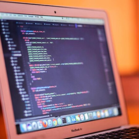 Lee más sobre el artículo Diseño y desarrollo web: cómo atraer clientes y vender más